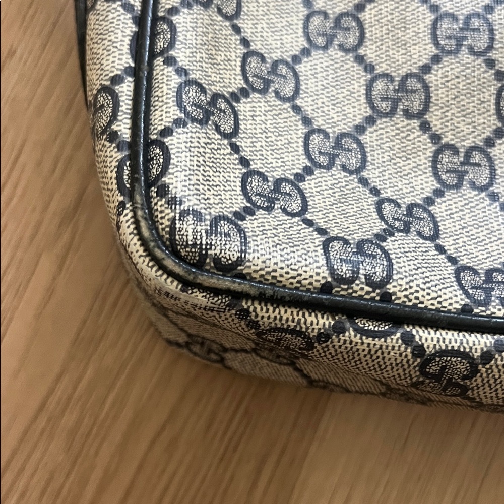 Vintage GG Navy Canvas Crossbody Camera Bag with Navy Strap and Navy-Red Web - Picture 4 of 12